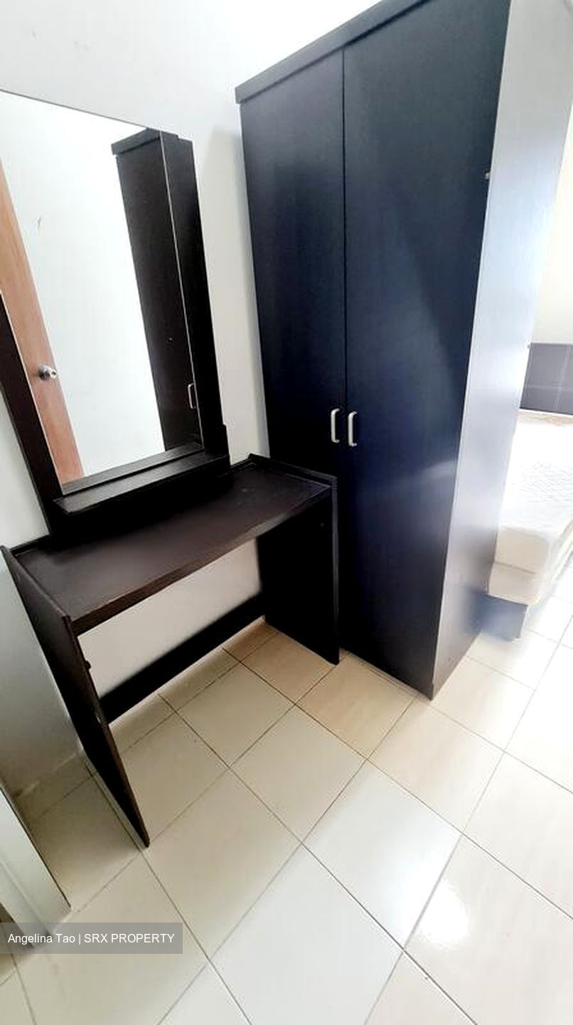 Sims Avenue (D14), Apartment #473019051